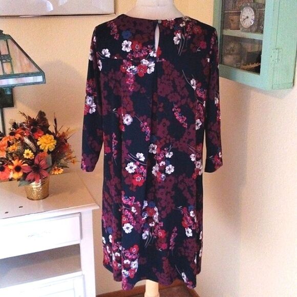 NWT J. Jill Wearever Dress - Picture 5 of 10